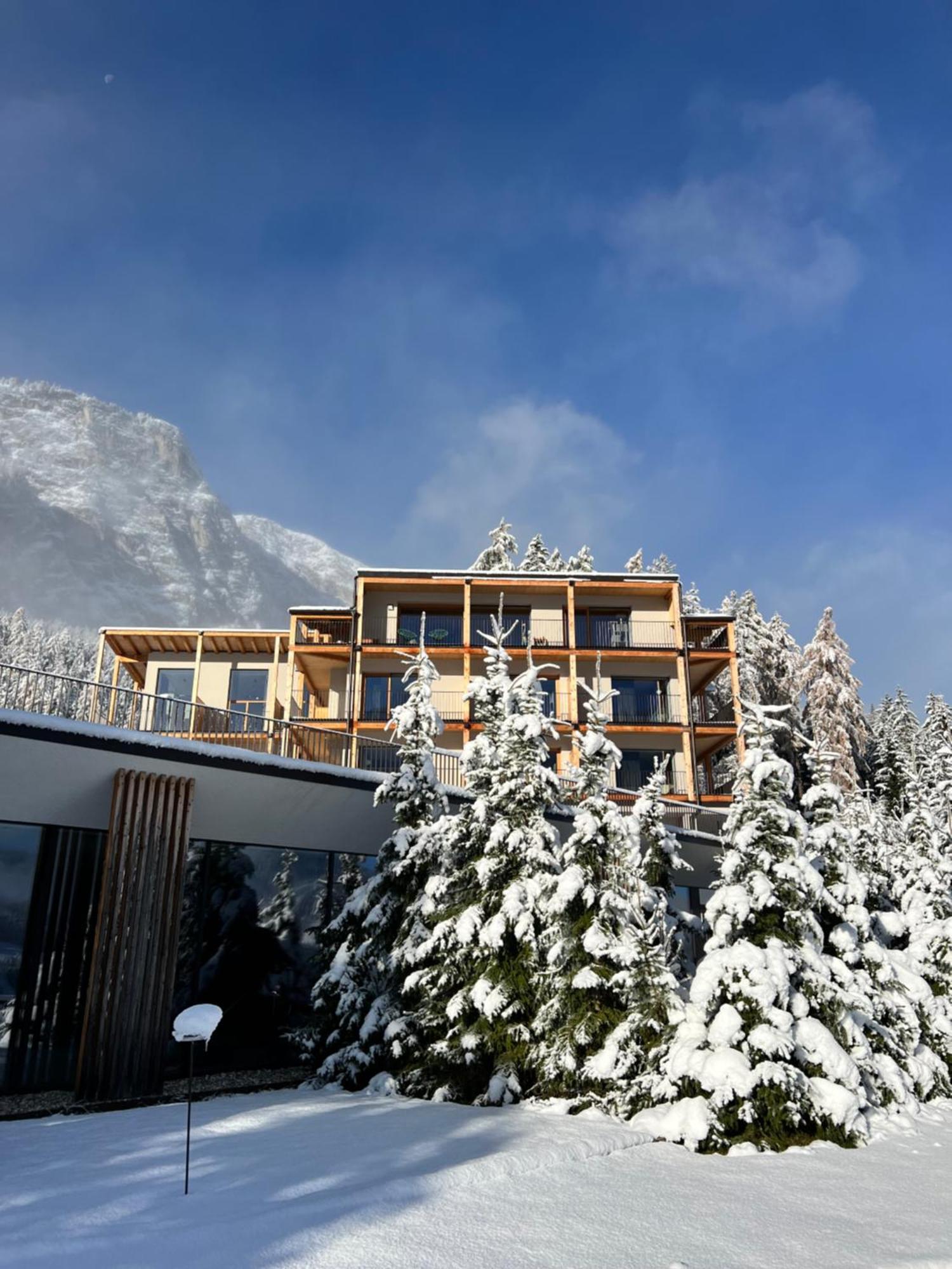 Hotel Lech Da Sompunt บาเดีย ภายนอก รูปภาพ