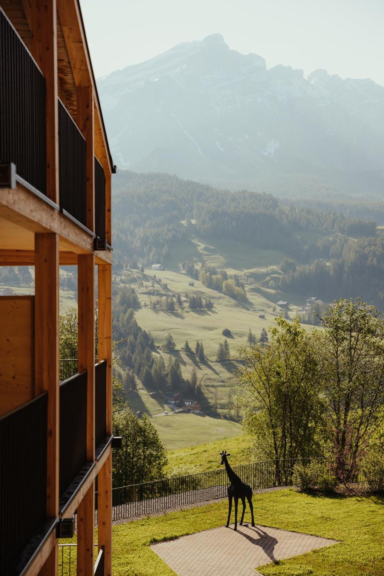 Hotel Lech Da Sompunt บาเดีย ภายนอก รูปภาพ